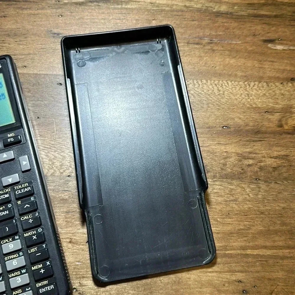 TEXAS INSTRUMENTS Ti85 Graphing Calculator in Black •WORKS!• Includes Cover! - Picture 6 of 16